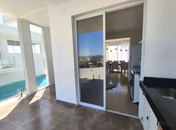 Imagem VENDO CASA NINHO VERDE