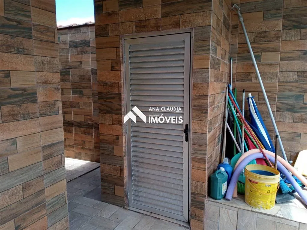 Imagem Casa lote inteiro na Praia de Mongaguá a 160 metros do mar
