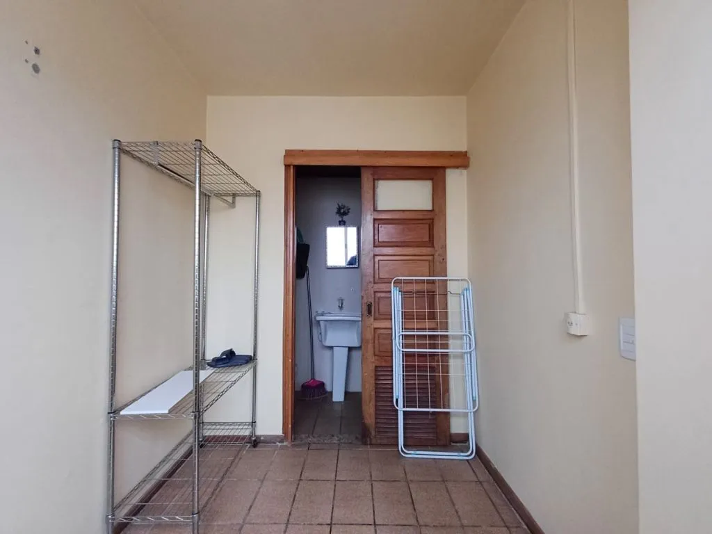 Imagem Apartamento a venda no bairro Menino Deus com 2 dormitórios