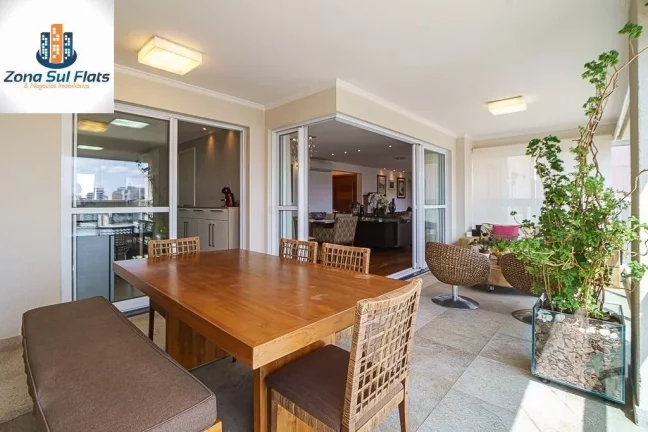 Imagem Apartamento Alto Padrão à Venda Na Vila Olímpia Com 3 Suítes, Varanda Gourmet e 4 Vagas