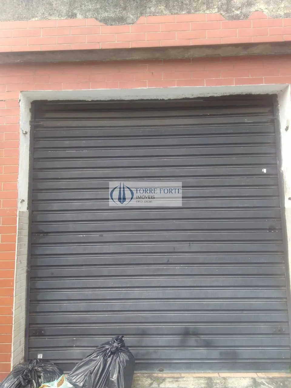 Imagem Casa com 3 dormitorios 2 vagas de garagem na Vila Antonieta .