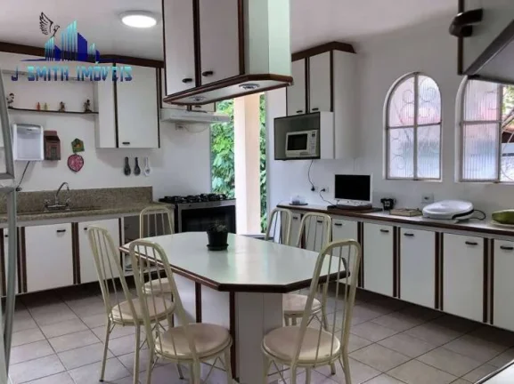 Imagem LINDA CASA CONTEMPORÂNEA, EM FINAL DE RUA COM VISTA PARA O VERDE