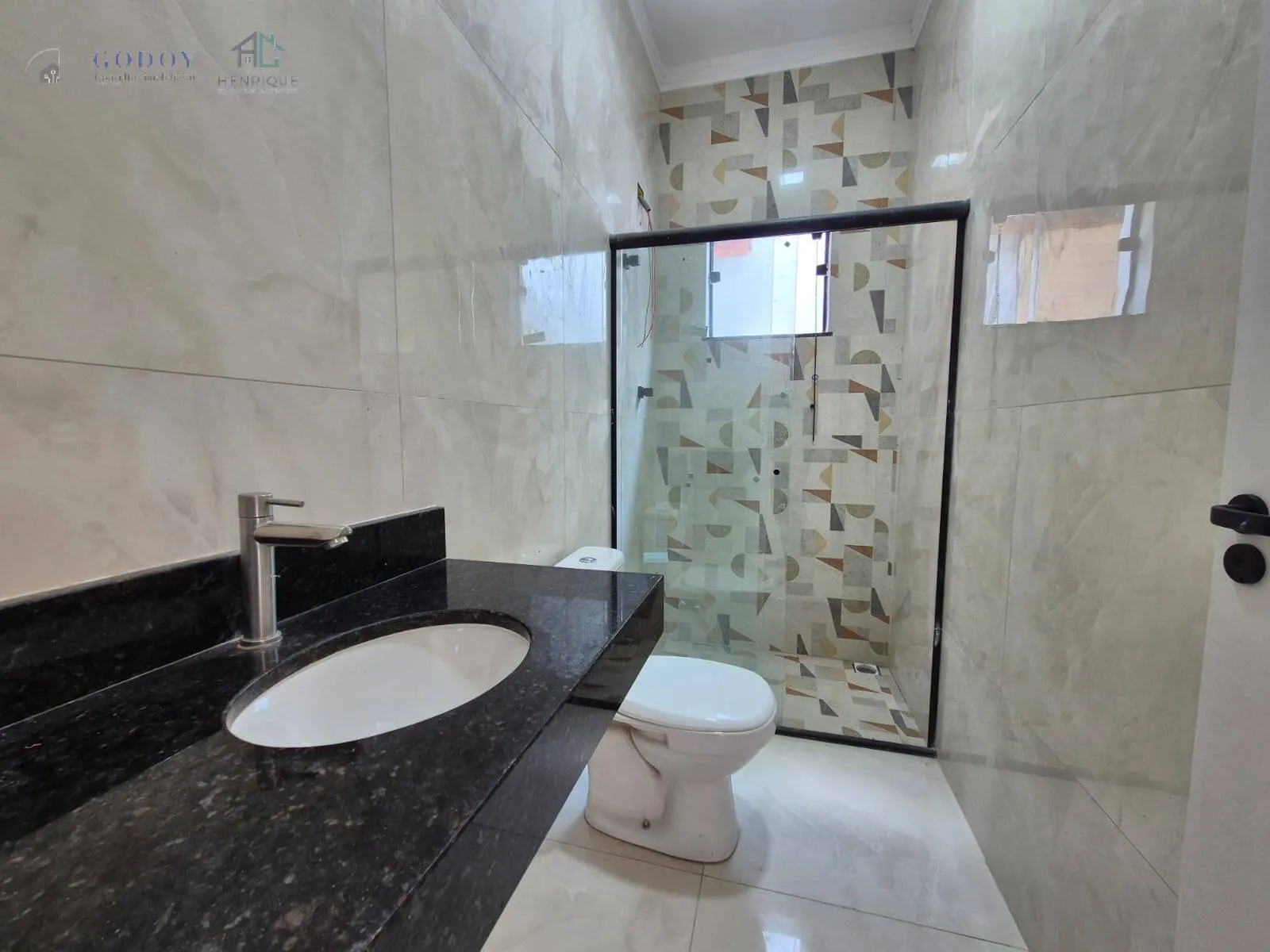Imagem Conforto e Estilo: Casa Térrea com Piscina no Flamboyant