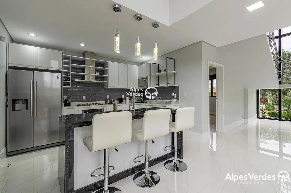 Imagem Vende-se maravilhosa casa dentro de condominio fechado de sitios em Viamão