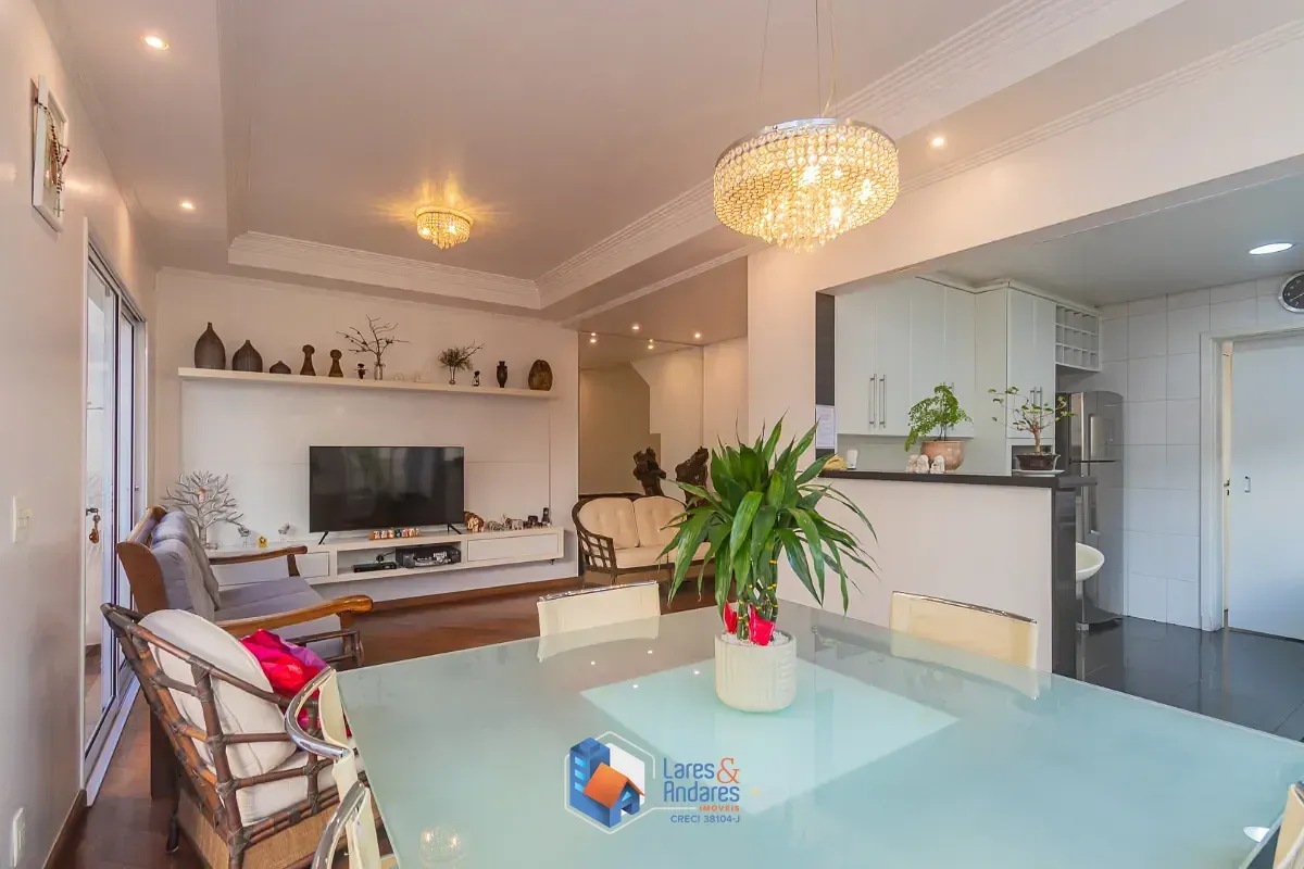 Imagem Casa no condomínio Condominio Villagio Della Hípica para venda com 3 quartos, sendo 3 suítes, 223m²