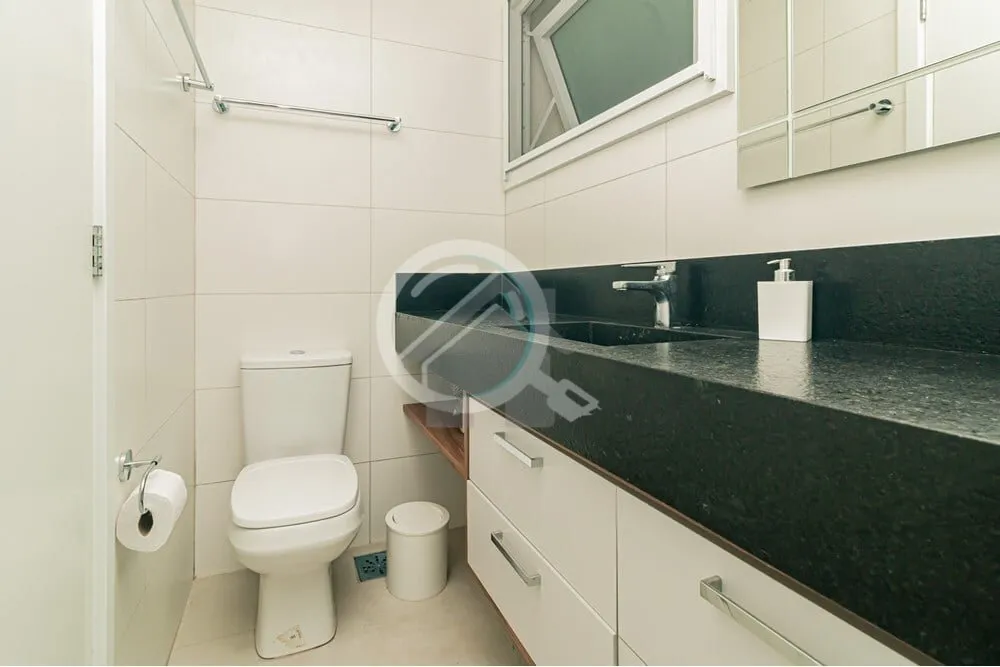 Imagem Excelente oportunidade para quem busca conforto e qualidade de vida. Este apartamento conta com 2 do...