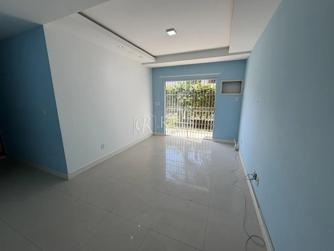 Imagem Apartamento para Venda em Rio das Ostras, Chácara Mariléa, 2 dormitórios, 1 suíte, 2 banheiros, 1 vaga