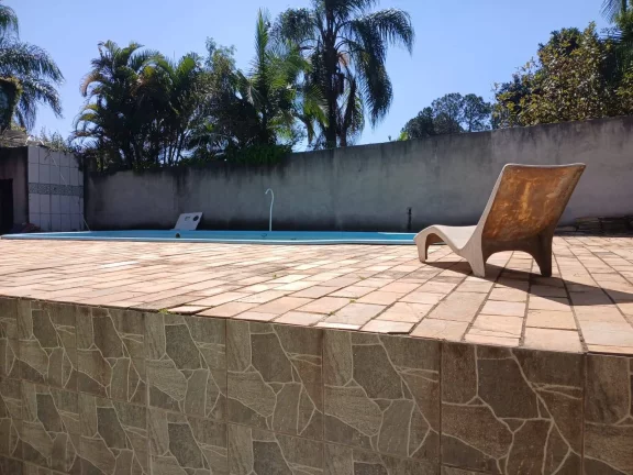 Imagem Atibaia Chácara 1000 m2 at e 300 m² ac ótimo preço!