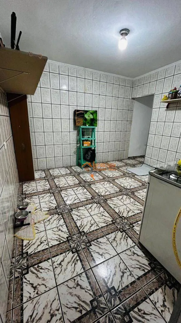 Imagem Sobrado com 4 dormitórios à venda, 266 m² por R$ 532.000,00 - São João - Guarulhos/SP