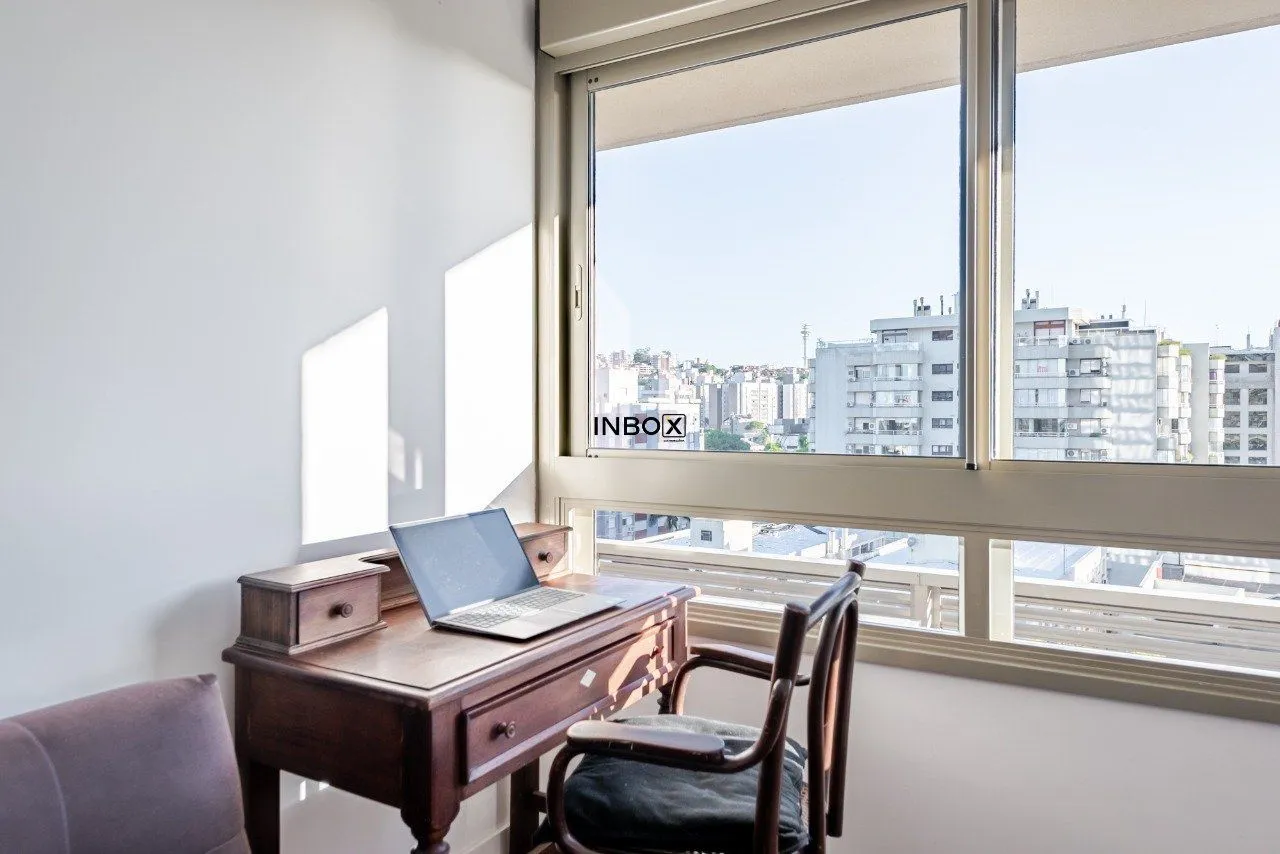 Imagem Apartamento 3 Suítes Mobiliado à Venda na Avenida Praia de Belas