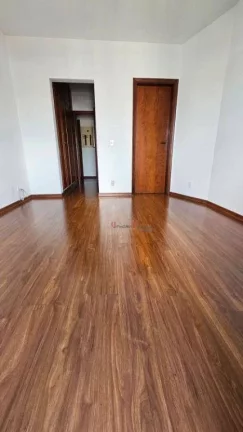 Imagem Apartamento com 3 dormitórios para alugar, 190 m² por R$ 4.564/mês - Edifício Europa - Itatiba/SP
