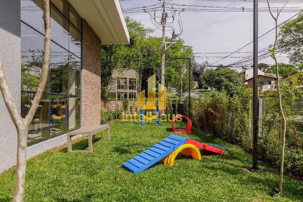 Imagem Um projeto de apartamento alto padrão em Curitiba para você despertar novas formas de sentir, ouvi...