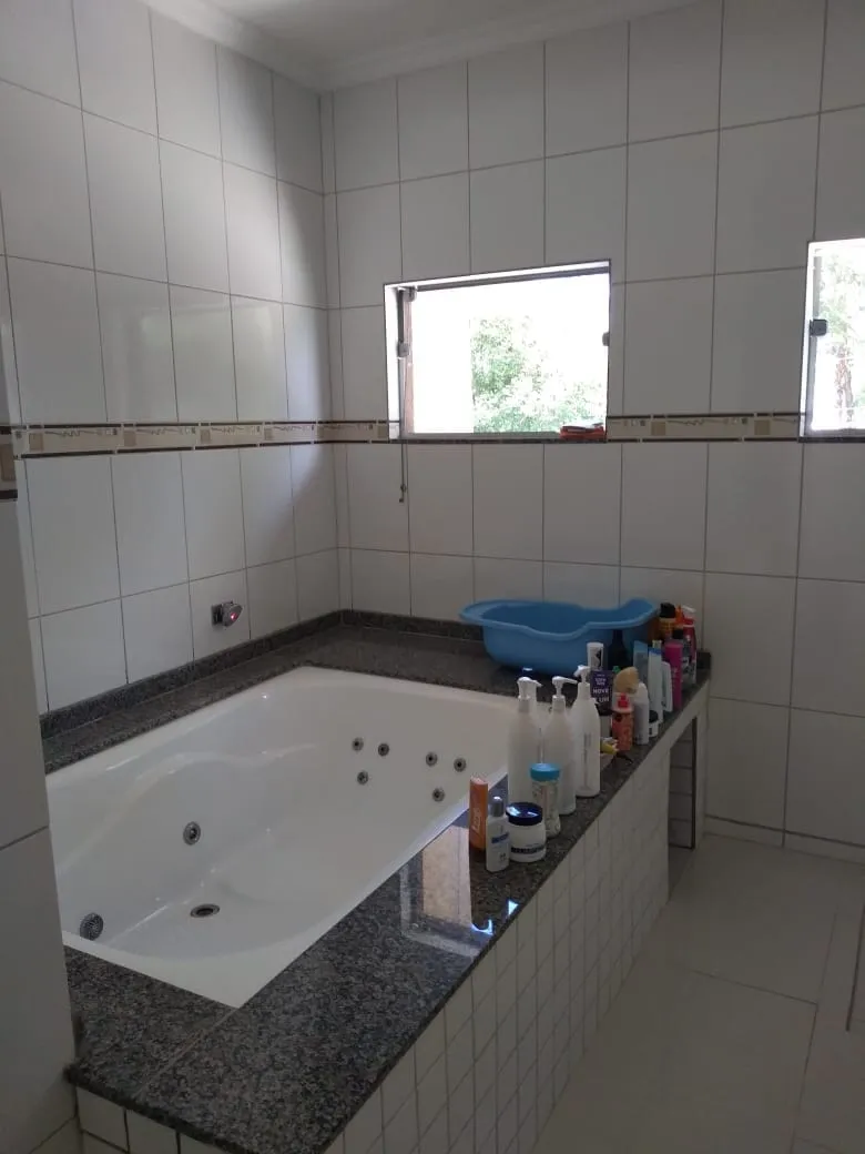 Imagem Casa à venda 5 Quartos, 1 Suite, 5 Vagas, 380M², Residencial Portal da Mantiqueira, Taubaté - SP