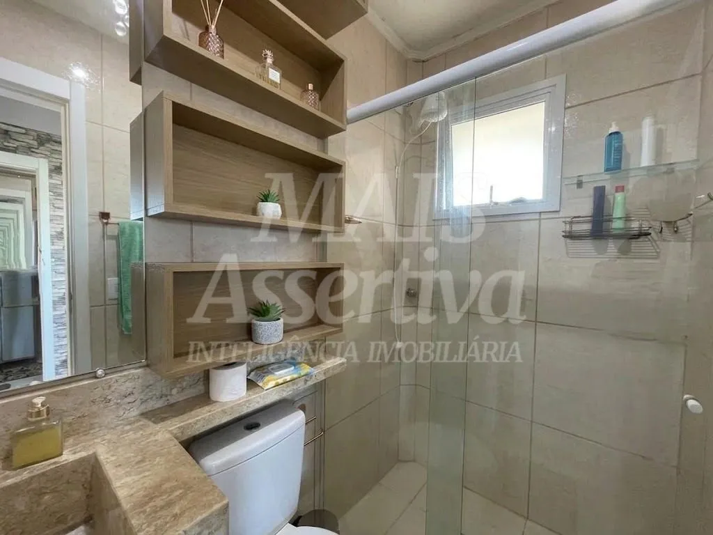 Imagem Excelente apartamento à venda - 3 Dormitórios, semi mobiliado e com sacada!