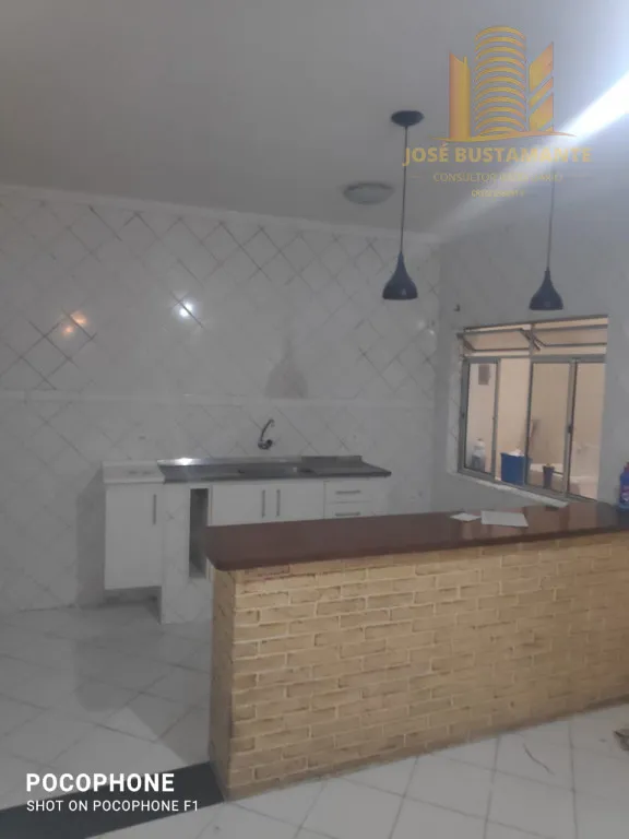 Imagem Aluga-se casa 2 dormitorios