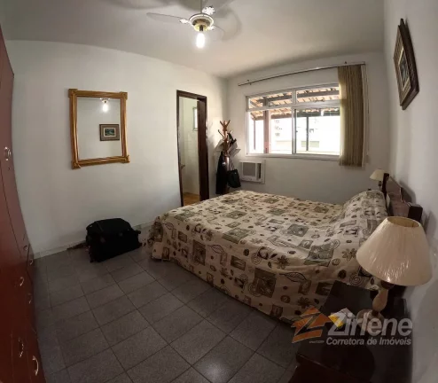 Imagem Excelente cobertura duplex com vista lateral para o mar.