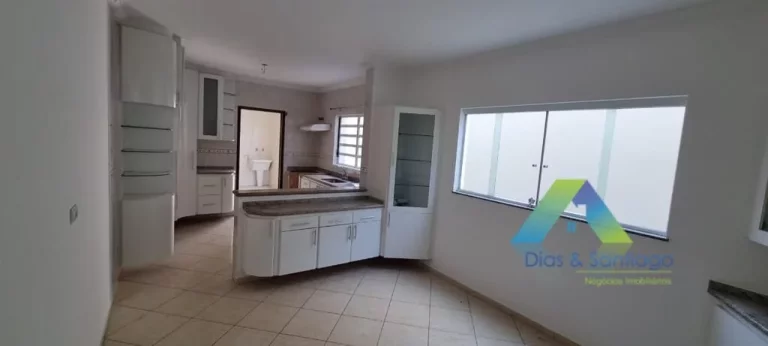 Foto do imóvel VILA NAIR Sobrado 200M², 3 suítes, dormitório de empregada ,espaço gourmet, 4 vagas a 800 M² da estação do metro Alto Do Ipiranga !!