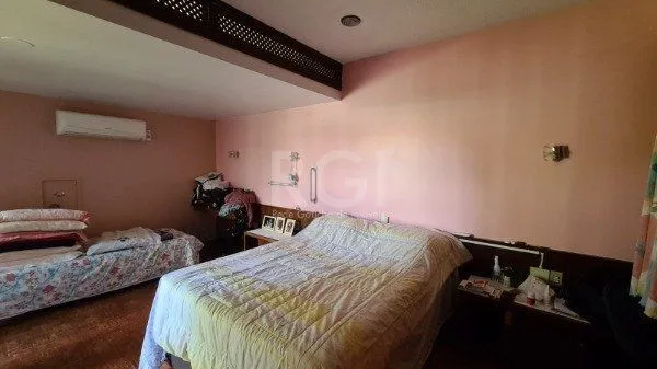 Imagem Casa Condominio para Venda - 300m², 4 dormitórios, sendo 1 suites, 2 vagas - Santa Tereza