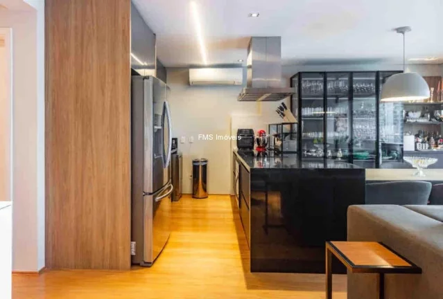 Imagem Apartamento à venda na Vila Nova Conceição, com 2 Quartos sendo 1 Suíte, 2 Salas, 3 Vagas e 160m² de Área