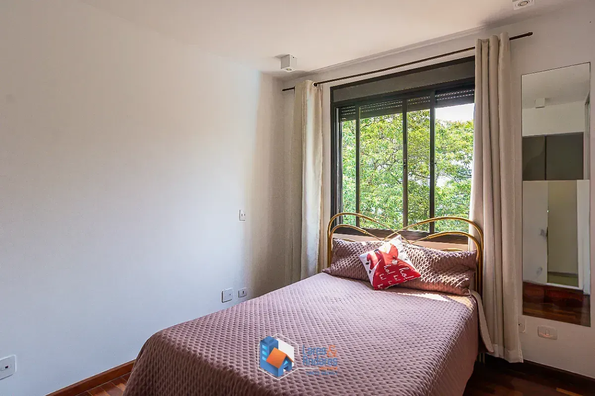 Imagem Duplex para venda em Vila Suzana com 4 quartos, sendo 2 suítes, 308m²
