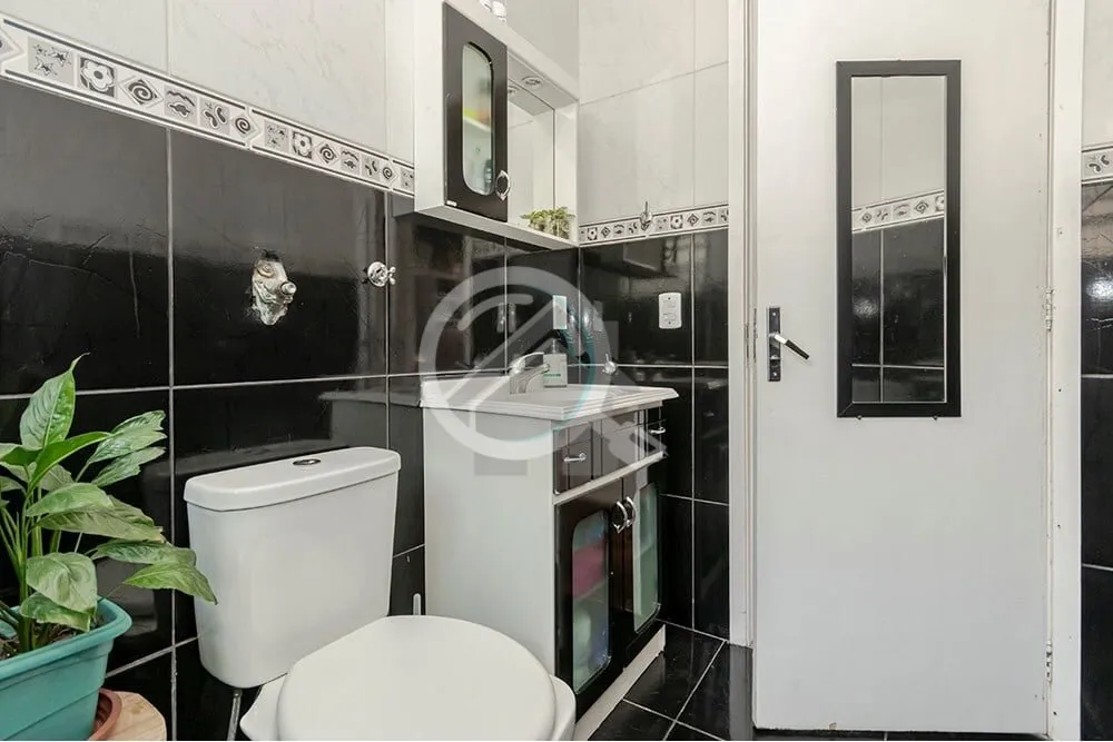 Imagem Descubra seu novo lar ao se encantar com este espaçoso apartamento de 81m², situado no coração d...
