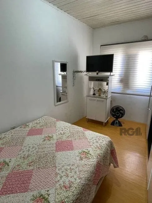 Imagem Casa de 3 dormitórios, bairro Sarandi