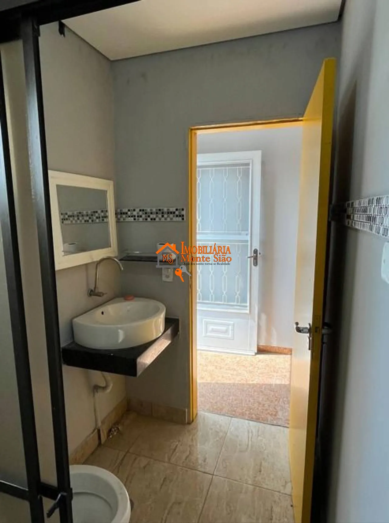 Imagem Casa com 2 dormitórios para alugar, 120 m² por R$ 1.936/mês - Vila Carmela I - Guarulhos/SP