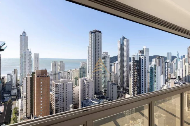Imagem Apartamento com 4 dormitórios à venda, 167 m² por R$ 3.965.500,00 - Centro - Balneário Camboriú/SC