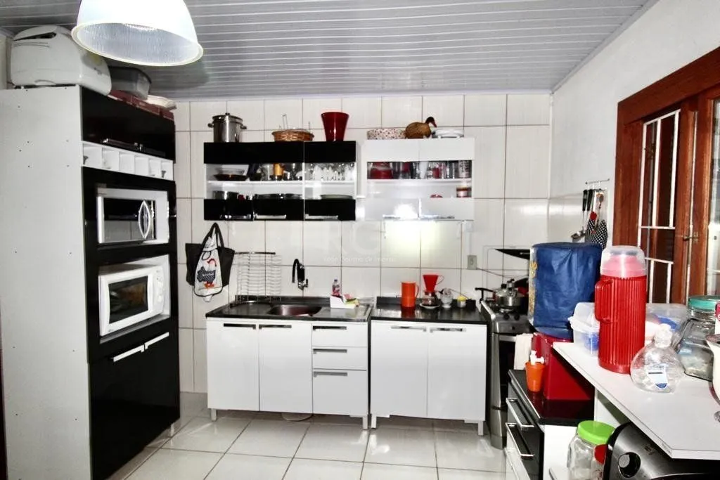 Imagem Casa para Venda - 90m², 5 dormitórios, sendo 1 suites, 5 vagas - Teresópolis