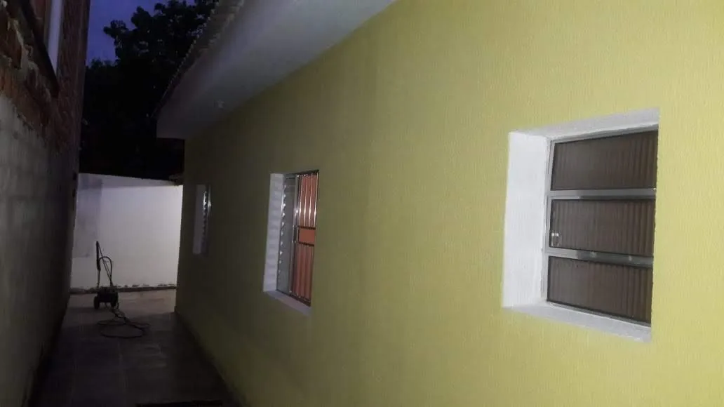 Imagem Casa a Venda em Jardim Ipanema com 2 Quartos e Garagem para 2 Carros