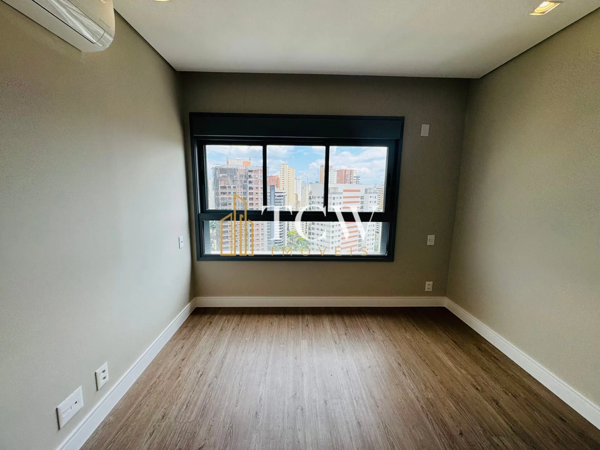 Imagem Apartamento à Venda na Chácara Klabin | 3 Suítes | 146 m² | 2 Vagas | Andar Alto | São Paulo/SP