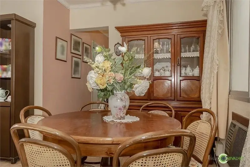 Imagem APARTAMENTO 2 DORMITORIOS E 1 VAGA, AMPLO E CONSERVADO