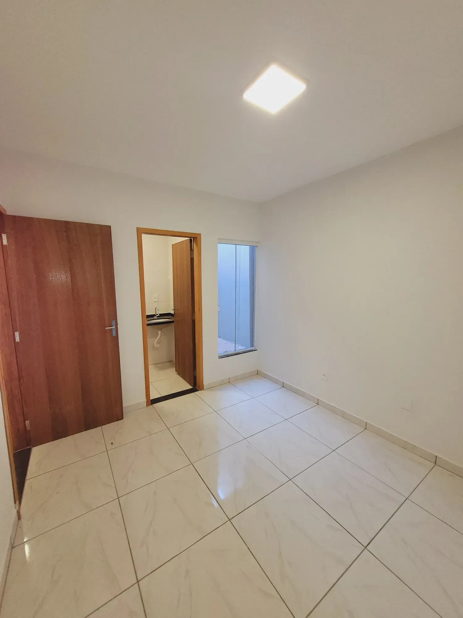 Imagem Casa com 2 Quartos à Venda, 100 m² em Jardim Sion - Luziânia