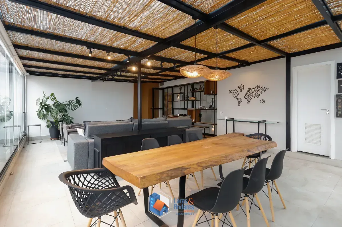 Imagem Cobertura para venda em Sumaré com 3 quartos, sendo 1 suíte, 241m²