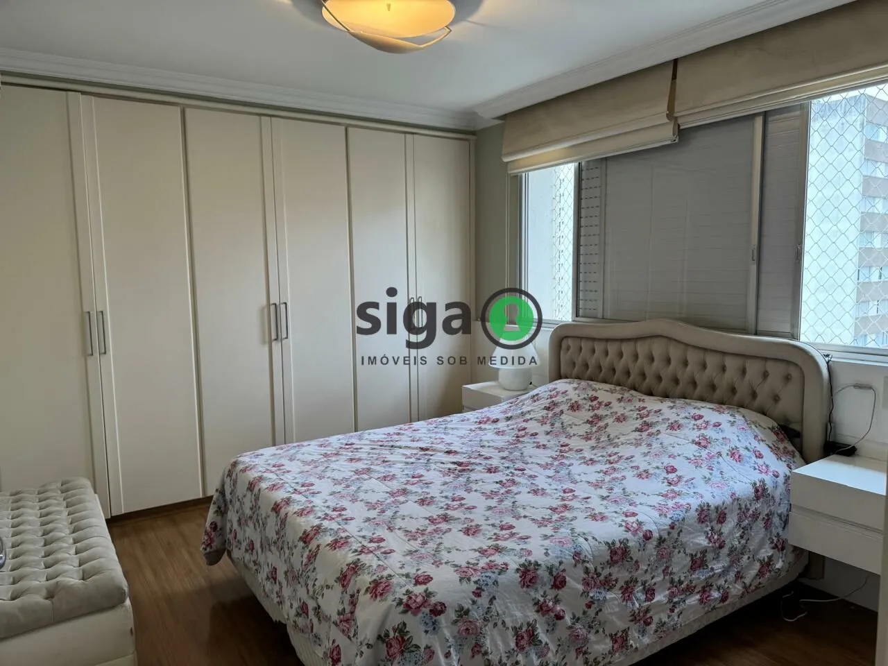 Imagem Apartamento de 170m² com 4 quartos - 3 vagas - Moema - São Paulo/SP