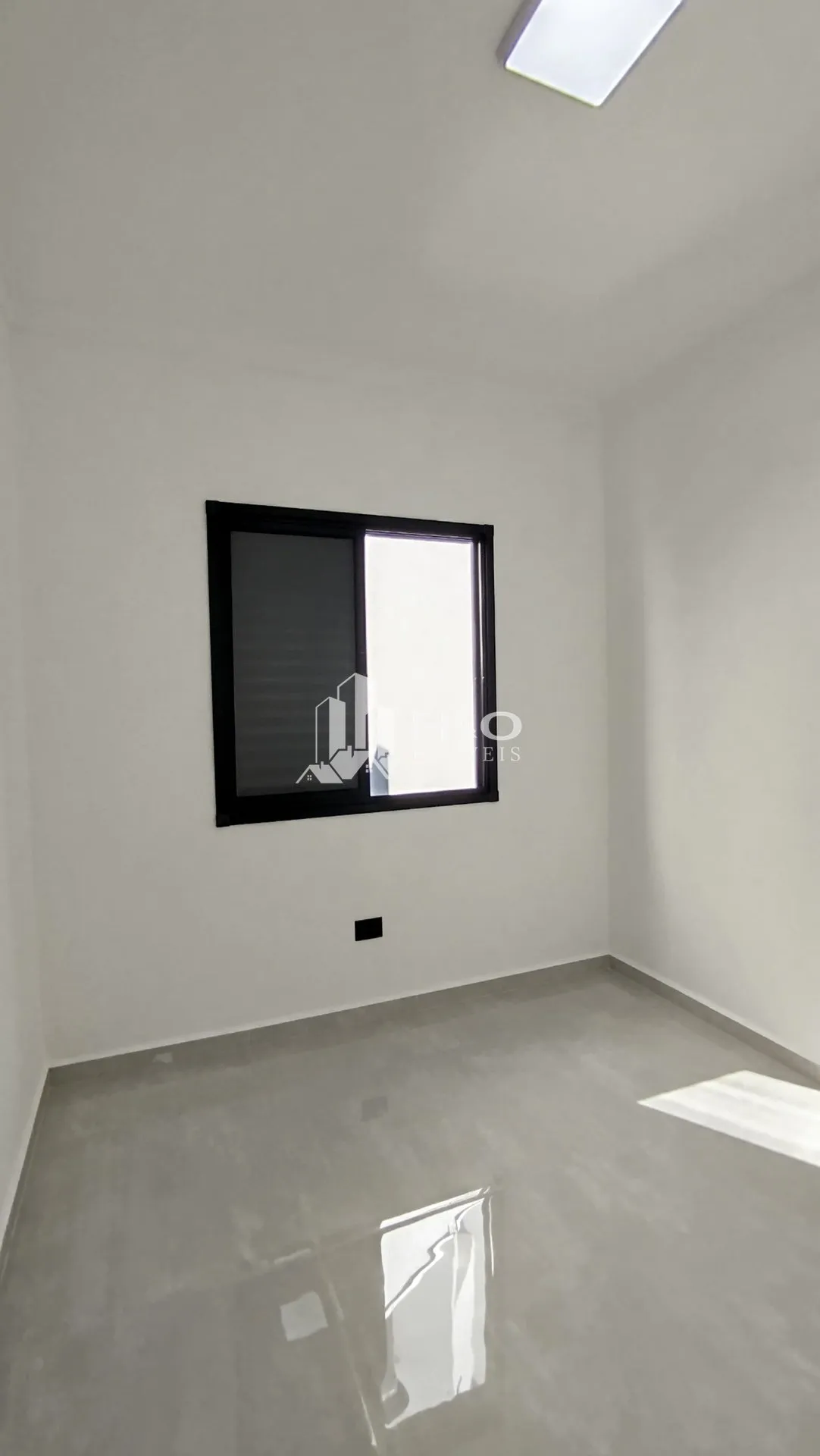 Imagem Oportunidade, Lindo Sobrado Frontal à Venda no Jardim Brasília - 123m² de Área Útil!