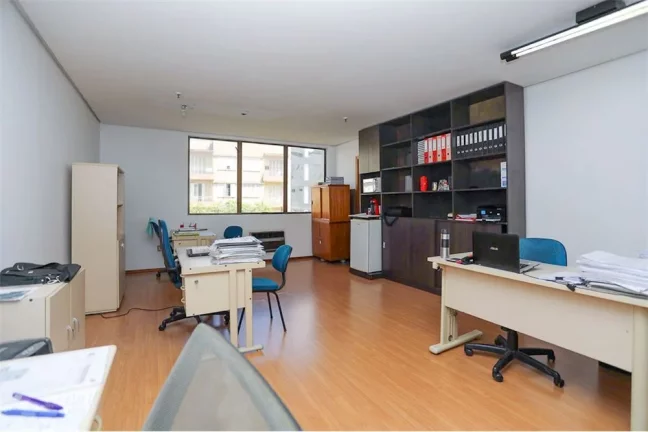 Imagem Sala para venda no bairro Floresta em Porto Alegre