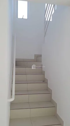 Imagem ÁGIO: casa duplex, 3 dormitórios à venda por R$ 170.000,00 / SALDO DEVEDOR: R$ 325.237,81 - Condomínio VILLA BEETHOVEN - Uruguai - Teresina/PI