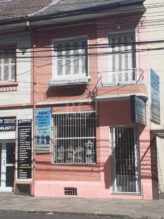 Imagem Casa para Venda - 202m², 2 dormitórios, Farroupilha