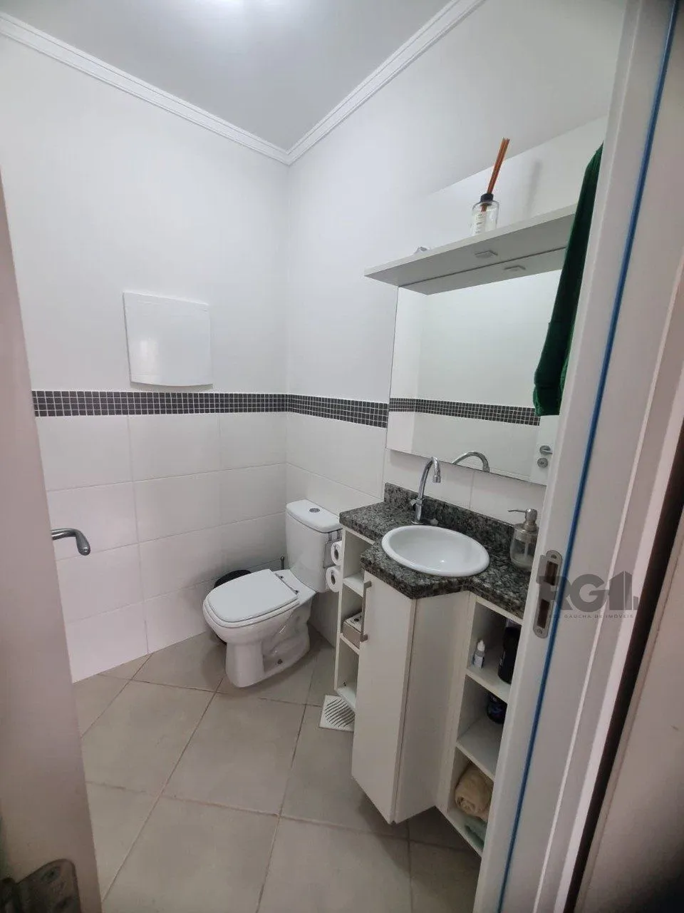 Imagem VENDA DE APARTAMENTO DE01 SUÍTE, INFRA E 02 VAGAS DE GARAGEM - SANTO ANTONIO