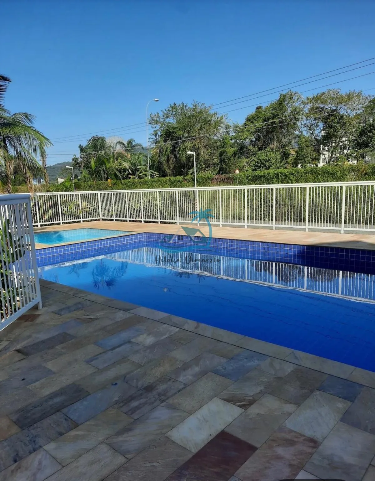 Imagem Apartamento mobiliado com 2 dormitórios a venda em Ubatuba.