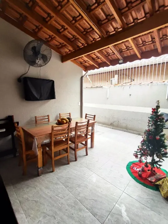 Imagem CASA COM 113,00 m² - MARACANÃ - PRAIA GRANDE SP