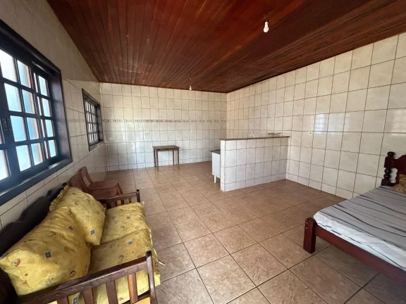Imagem Chácara para alugar, 300 m² por R$ 650,00/dia - Parque Residencial Santo André - Caçapava/SP