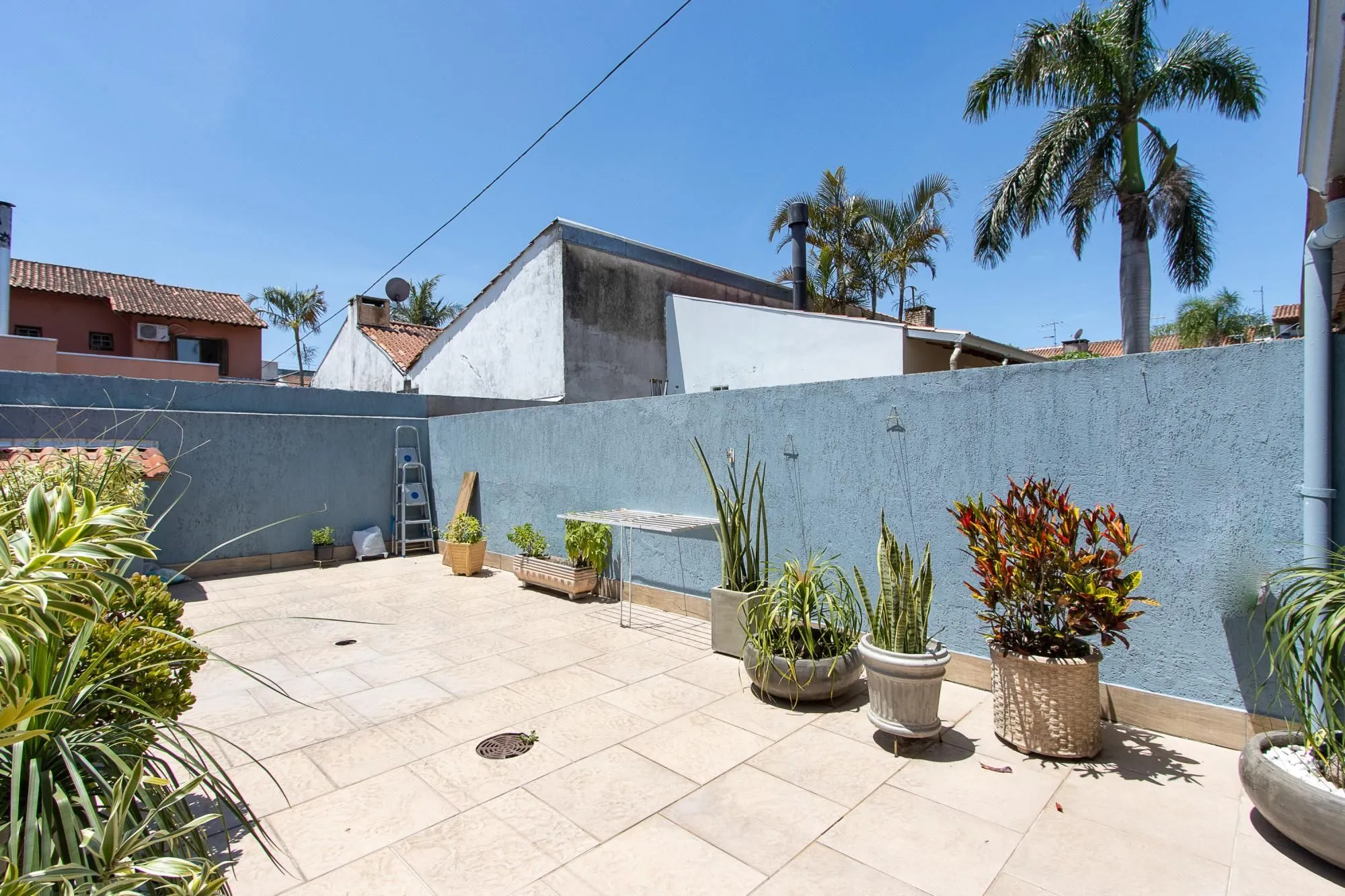 Imagem Casa para Venda - 110.14m², 2 dormitórios, sendo 1 suites, 2 vagas - Hípica