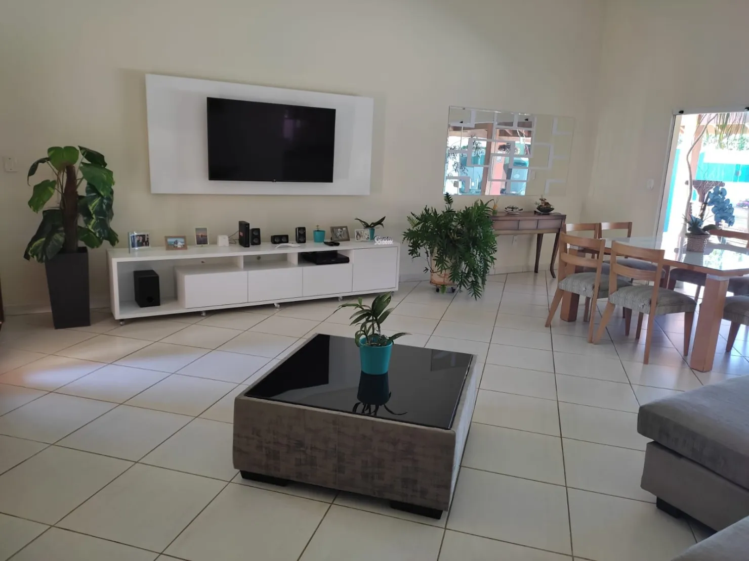 Imagem Casa à venda 3 Quartos, 3 Suites, 10 Vagas, 1271.02M², Socorro, Pindamonhangaba - SP