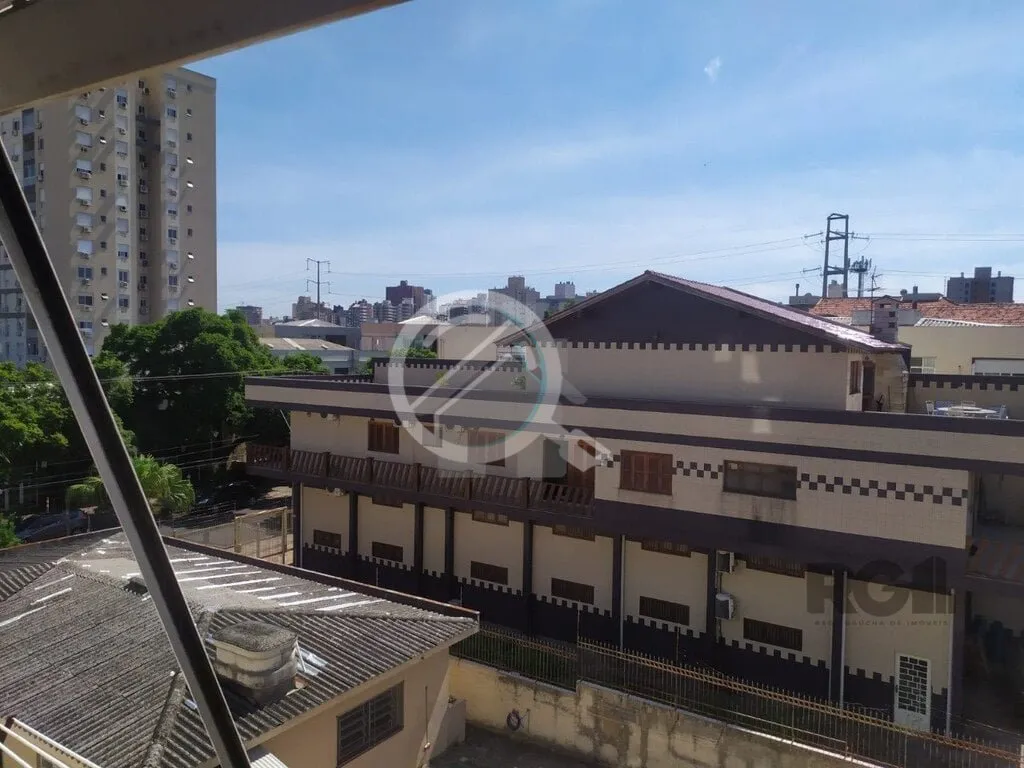 Imagem Excelente oportunidade de apartamento à venda no Bairro Partenon em Porto Alegre. Com 2 dormitório...
