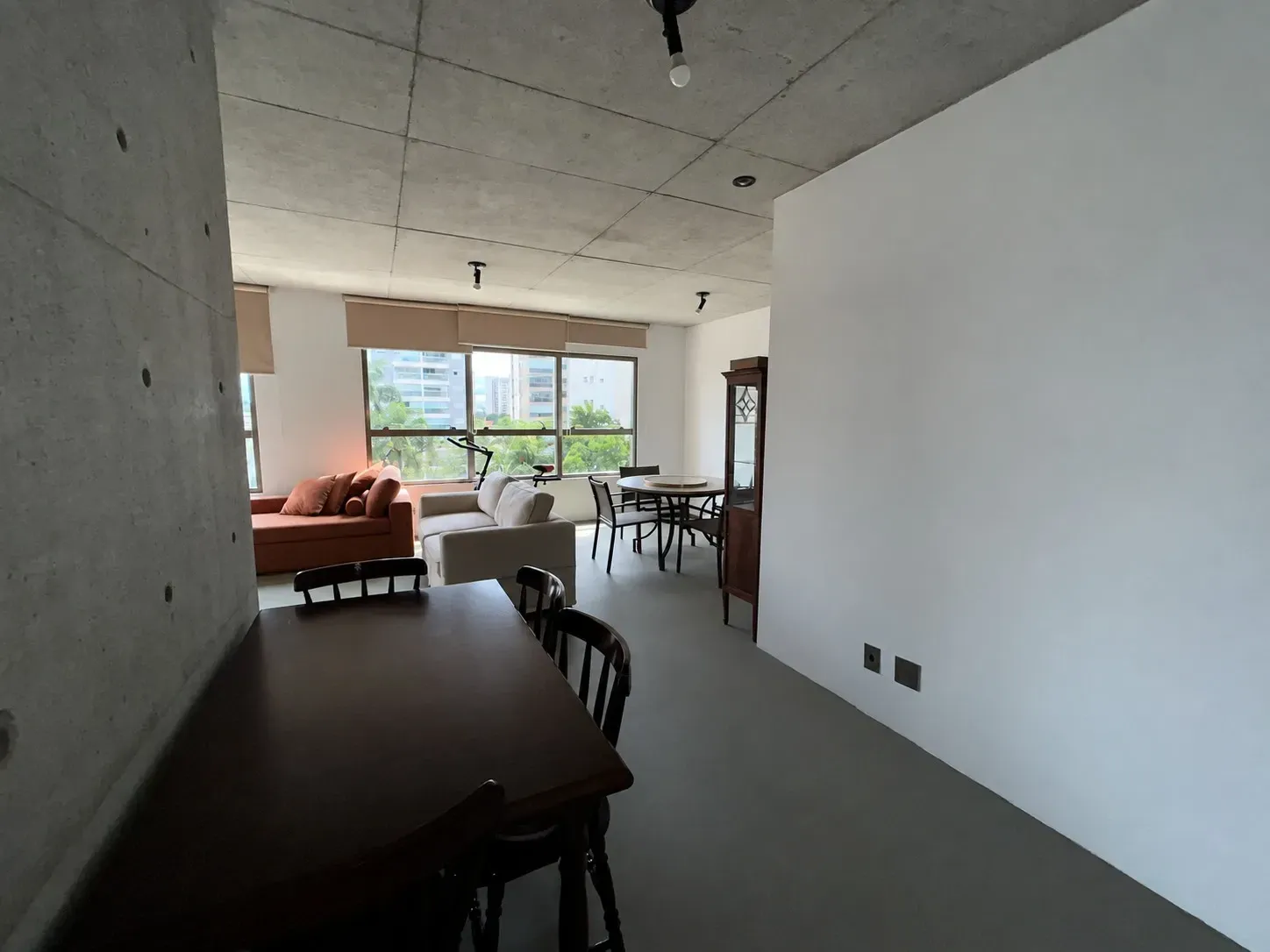 Imagem Apartamento com 1 Quarto à Venda ou Locação, 75 m² em Campo Belo - São Paulo