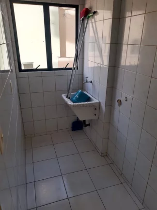 Imagem Apartamento com 2 dormitórios para locação anual.