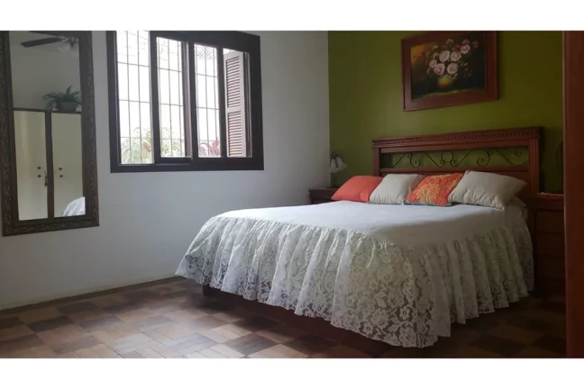 Imagem Casa para venda no bairro Jardim do Salso em Porto Alegre