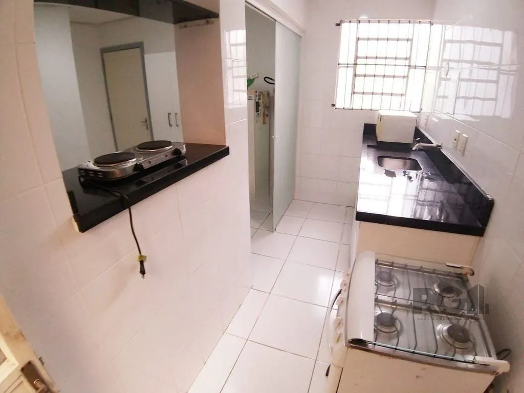 Imagem Casa comercial com 12 dormitórios no bairro Teresópolis